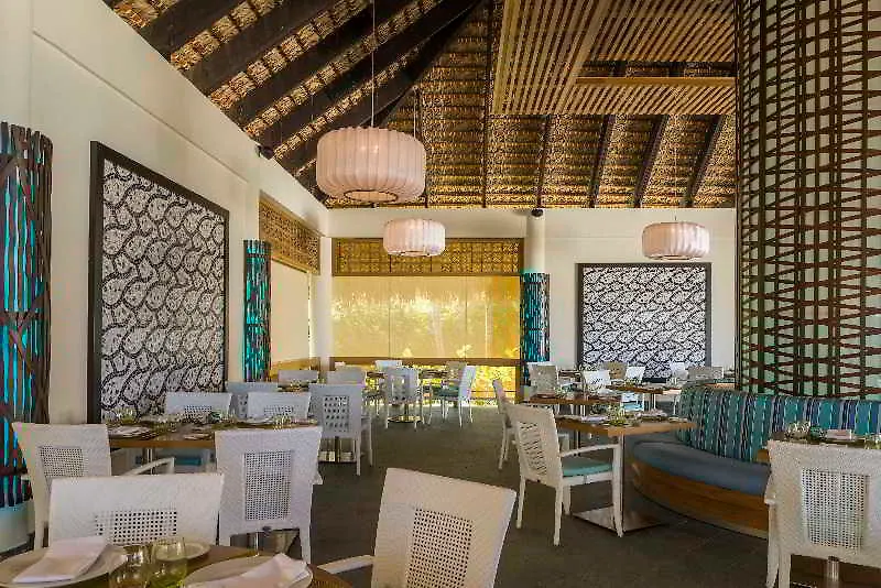 Royalton Punta Cana, An Autograph Collection All-Inclusive Resort & Casino بافارو